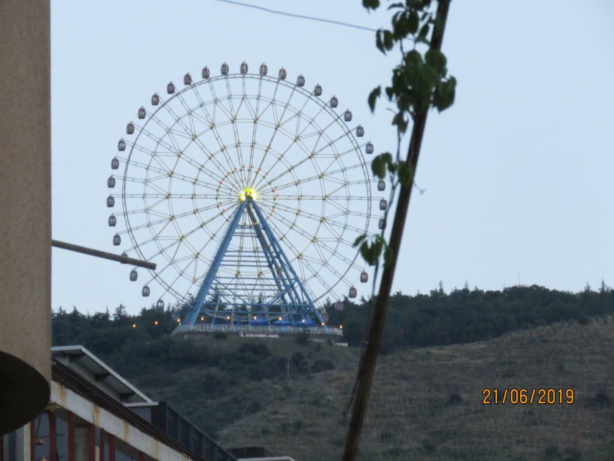 Atlas Hotel Tbilisi Luaran gambar